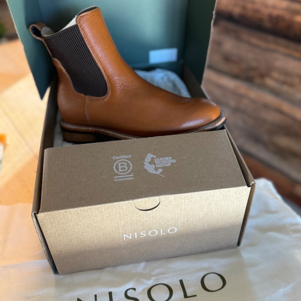 Nisolo Carmen Chelsea Boot 2.0 — NWTIB - Picture 6 of 8